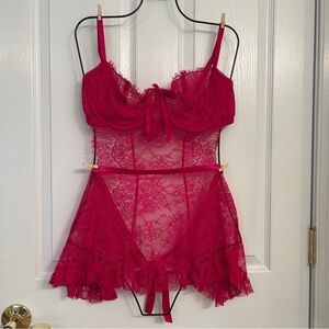 Lace Lingerie Set in Vibrant Red